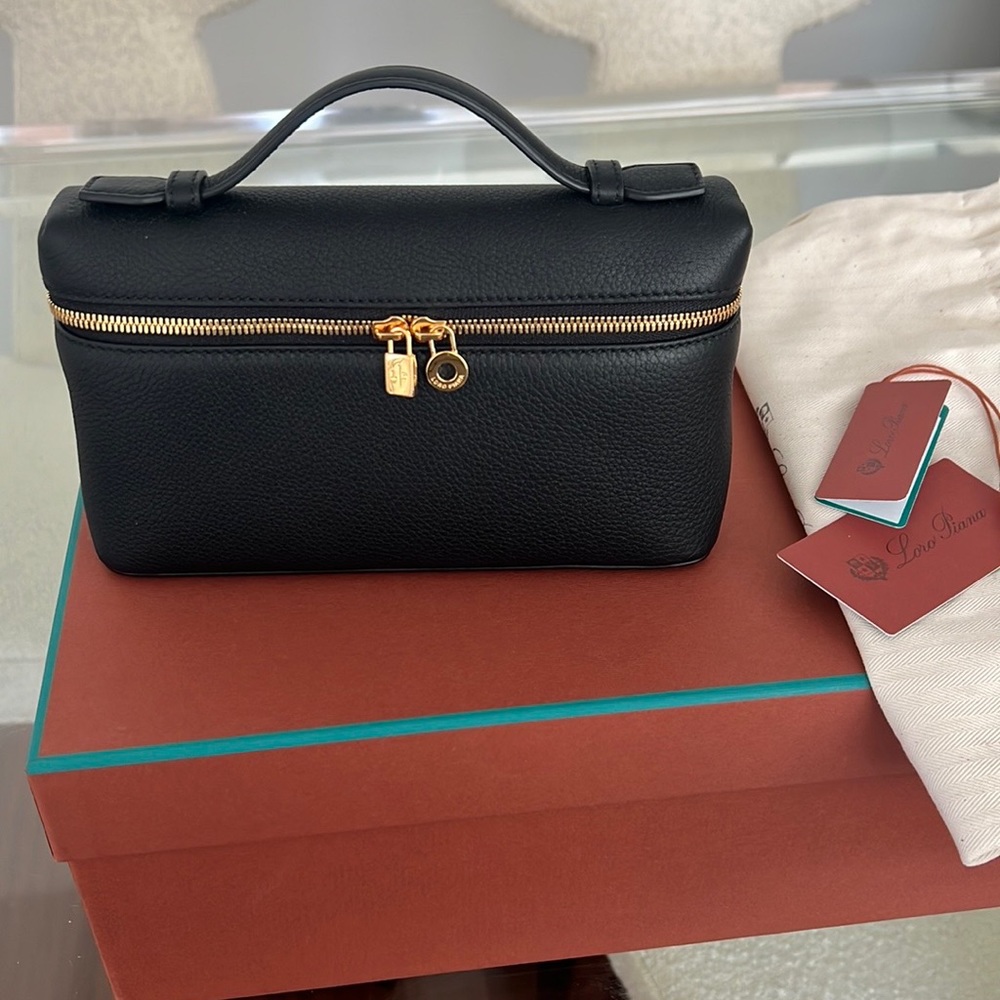 Loro Piana Extra Pocket L19 Pouch